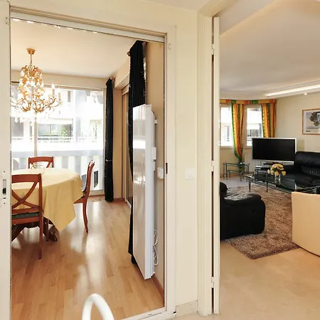 In Croisette Azur Apartment