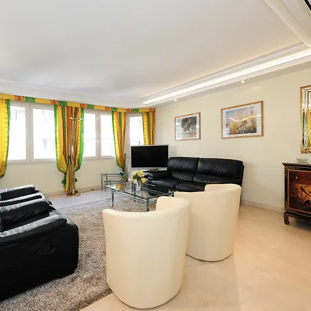In Croisette Azur Apartment